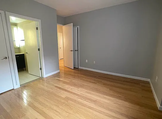 Rented by Tourma Realty LLC | media 9