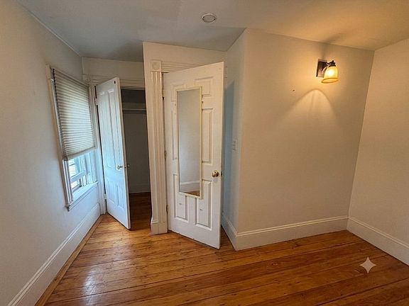 5th image of 58 Willow Ave #1