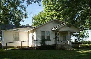 1st image of 1471 W 1st Ave