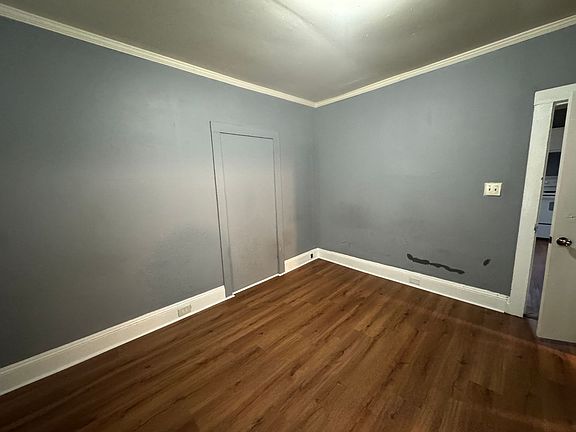 5th image of 319 Linwood Rd