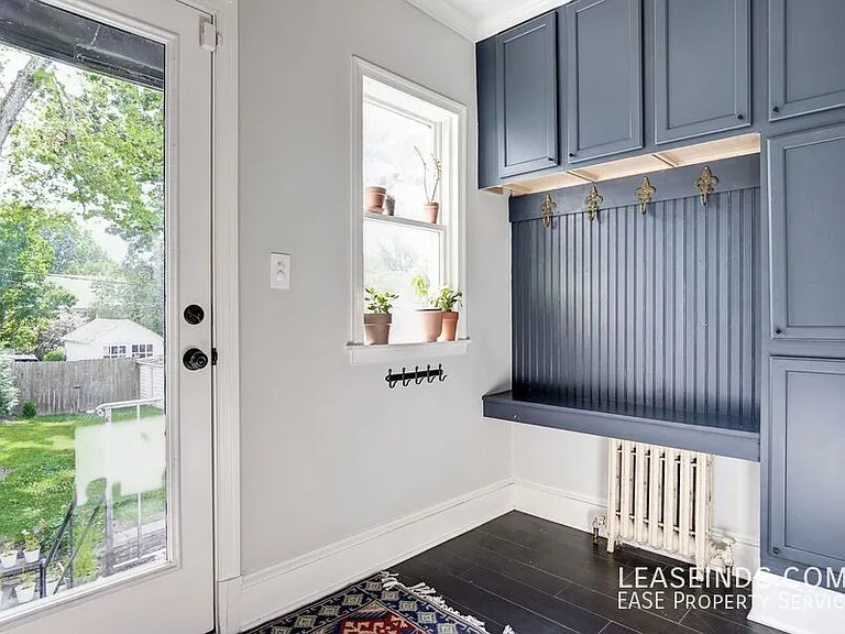 5433 31st St NW — Photo 10