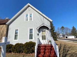 700 Elizabeth Ave, Marinette, WI 54143
