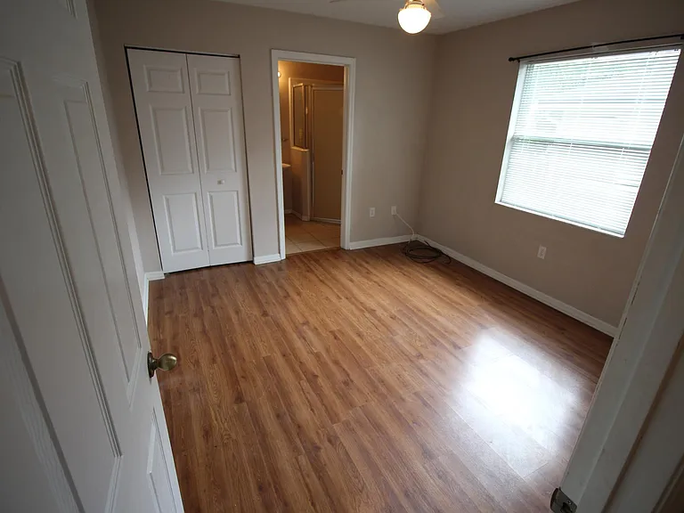 S7713-17 - Bedroom #3 View 1