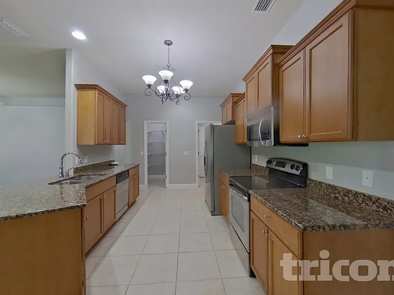 182 Athey Ct — Photo 6