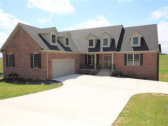 3rd image of 4048 Port Royal Dr