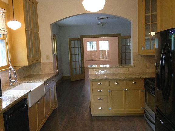 5th image of 210 Allensworth St