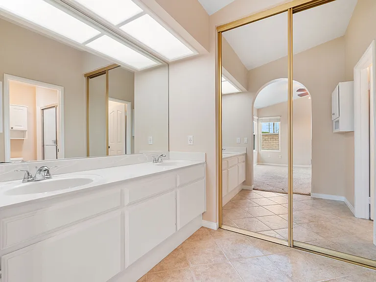 44030 Mariposa Ct — Photo 22