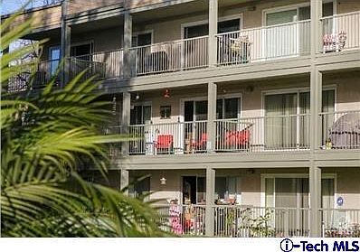 3rd image of 858 858 Bluewater Way Way