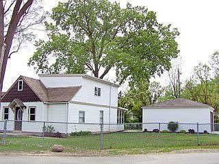 1st image of 537 W Hawthorne Dr