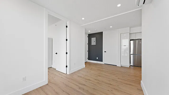 Rented by Nooklyn NYC LLC | media 54