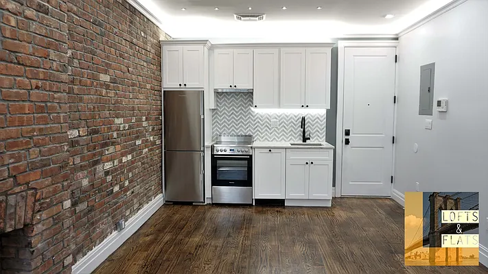 Rented by Lofts and Flats LLC | media 47