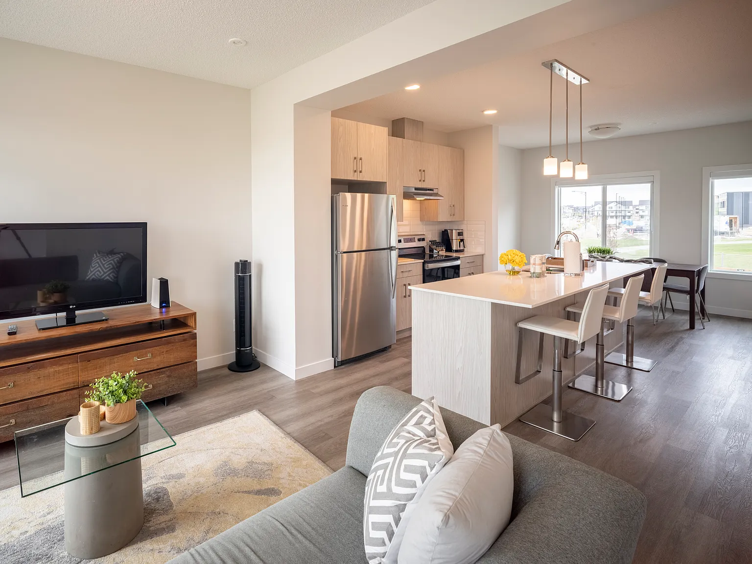 Lakeside Townhomes — Photo 3