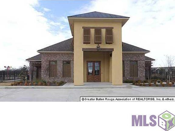 2nd image of 180 Royal Troon Ct