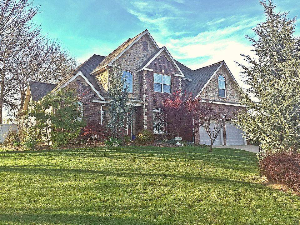 1st image of 2103 E Sadie Ct
