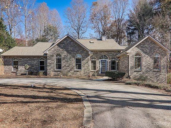 4th image of 90 Whitfield Ln