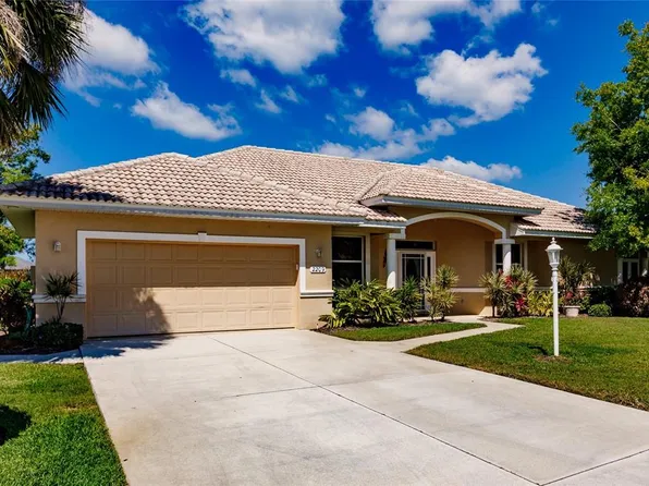 2209 Sonoma Dr, Nokomis, FL 34275