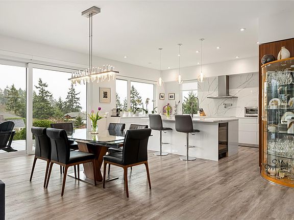 4th image of 2441 Ainsley Pl