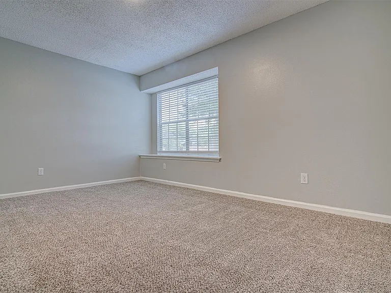 8112 W Gate Blvd #A — Photo 14