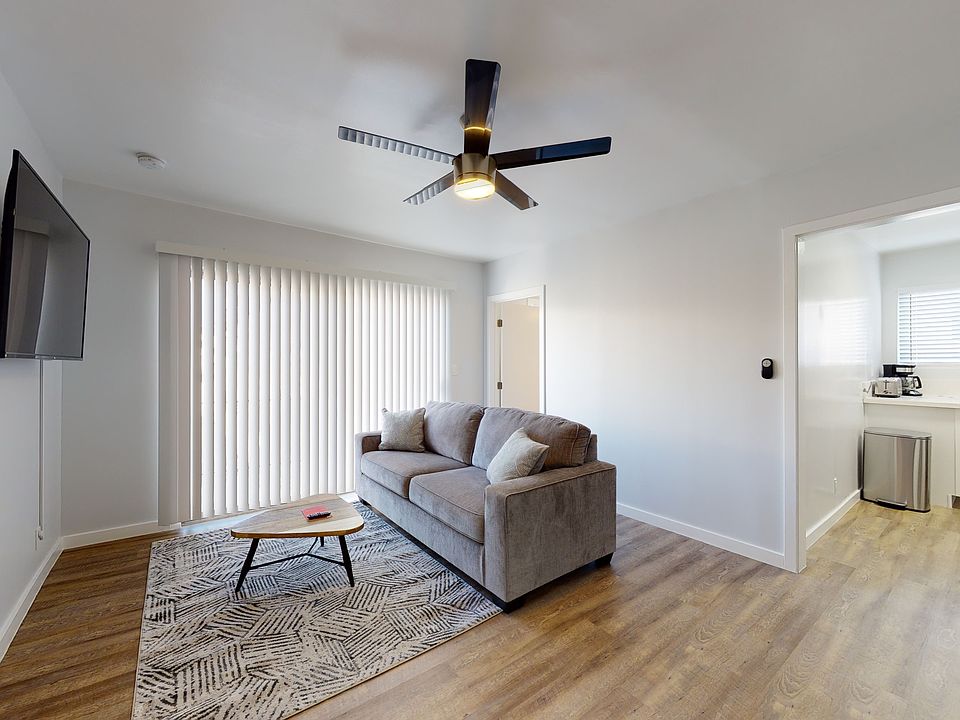 1st image of 1641 N Poinsettia Pl #12