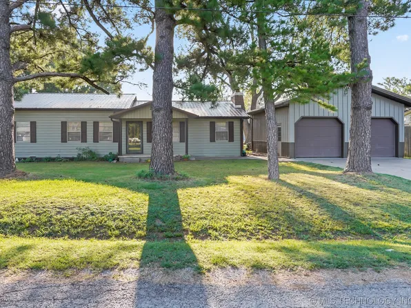 204 Smith St, Adair, OK 74330