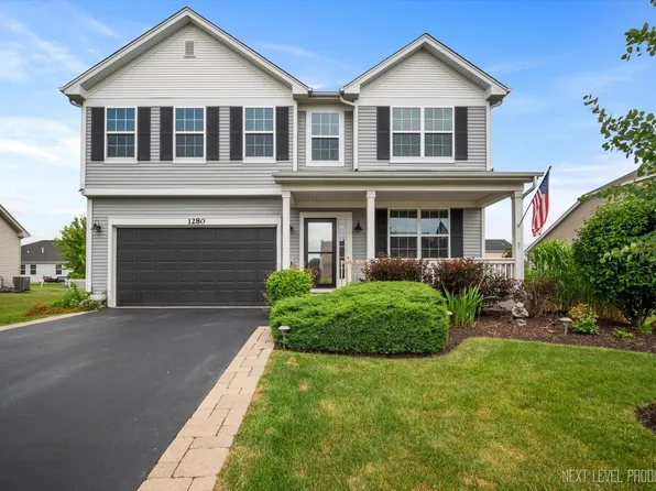 1280 Kilbery Ln, North Aurora, IL 60542
