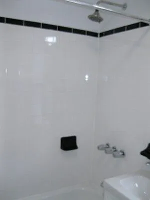 Rented by Tower Brokerage | media 15