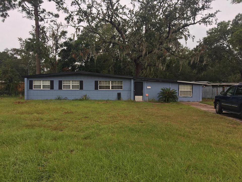 1st image of 10704 Leora Dr