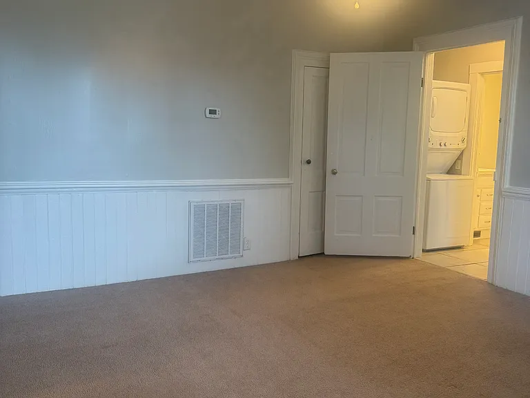 1276 Tinsley Ln — Photo 6