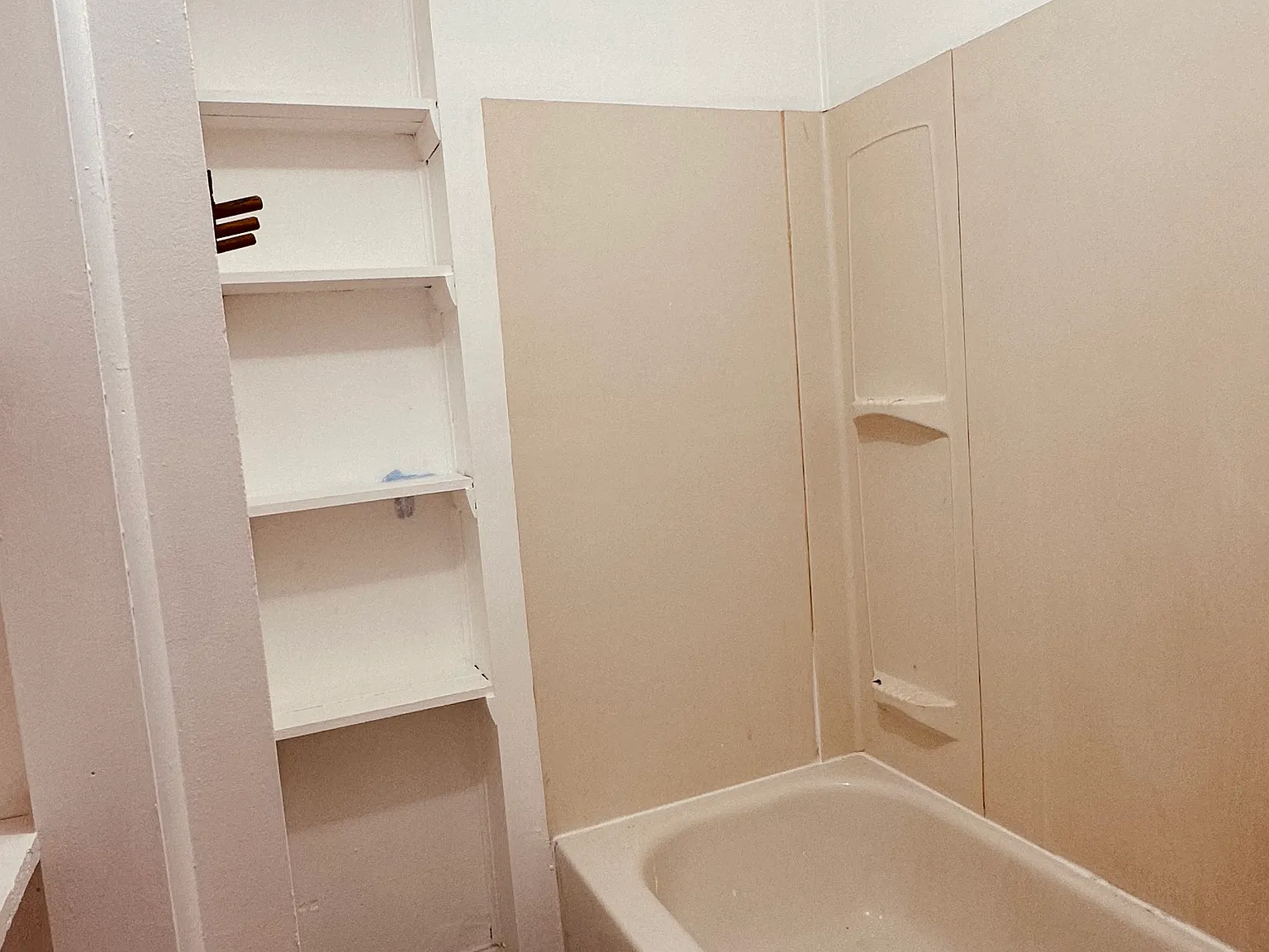 1 bed, 700 sqft, $950 — Photo 3