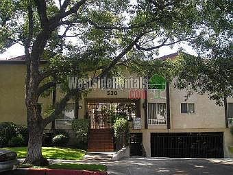 1st image of 530 Palm Dr APT 108