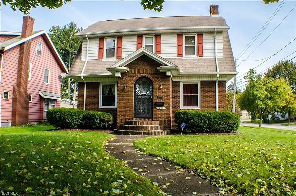 1123 Berwin St photo 1