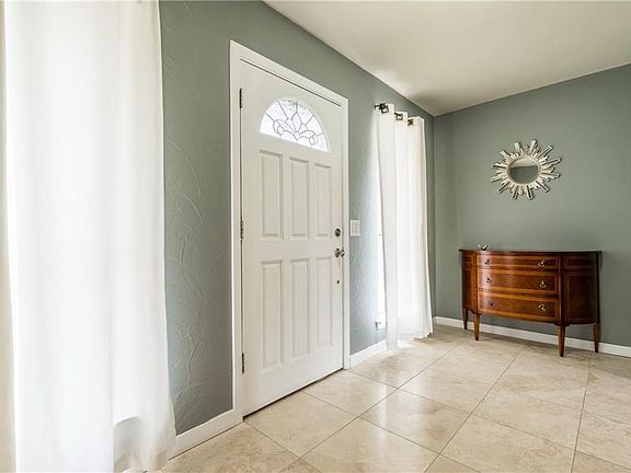3rd image of 4121 Nightfall Dr