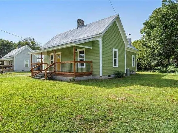 425 Pearl St, Rockmart, GA 30153