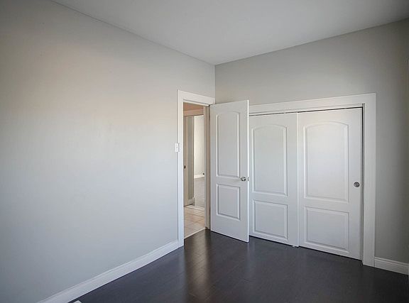 5th image of 1156 N Karlov Ave