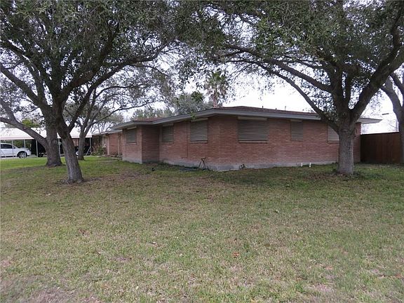 2nd image of 9606 Huntington Dr