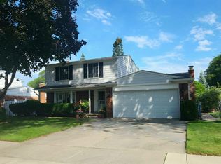 30845 Primrose Dr, Warren, MI