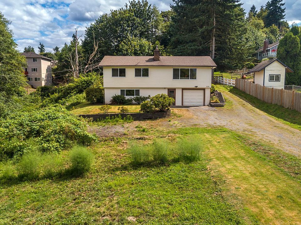 1st image of 1126 19th Ave SW