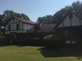 66 Lake Como Rd, Laurel, MS 39443