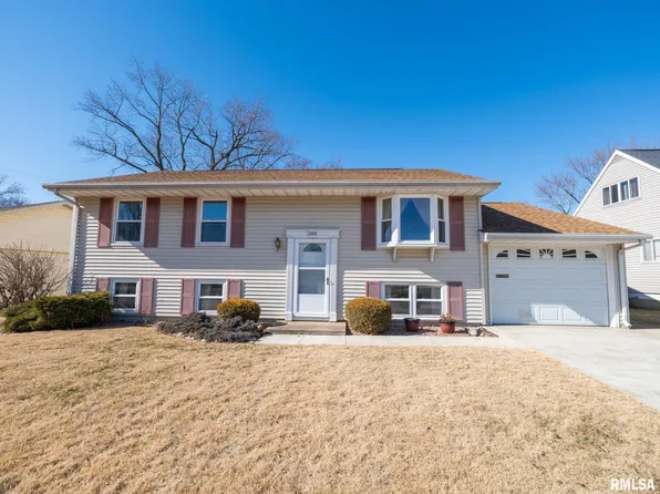 2105 Valentine Ave, Pekin, IL 61554
