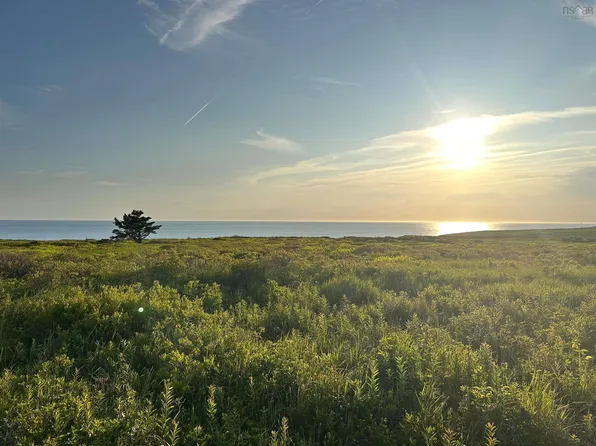 Oceanview Dr, Yarmouth, NS B5A 5G2