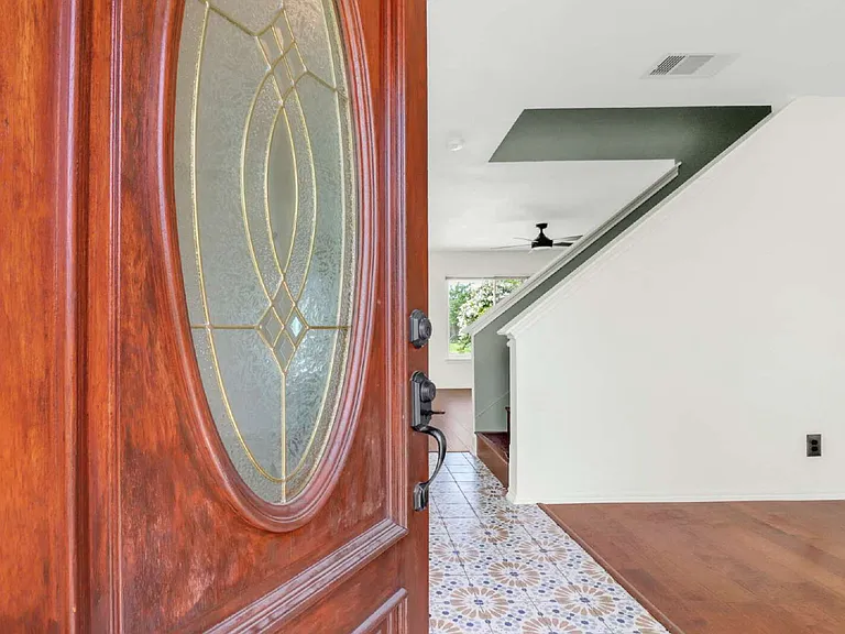 5923 Walnut Mill Dr — Photo 5
