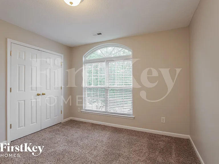 2038 Twilight Ln — Photo 12
