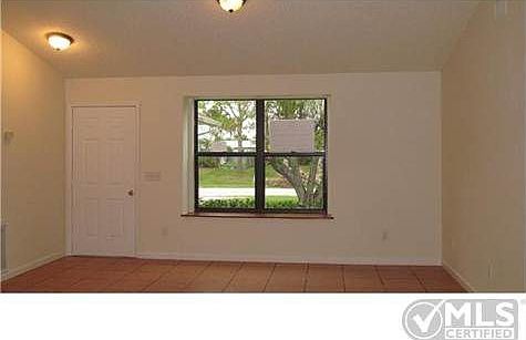 2nd image of 2466 SW Avondale St