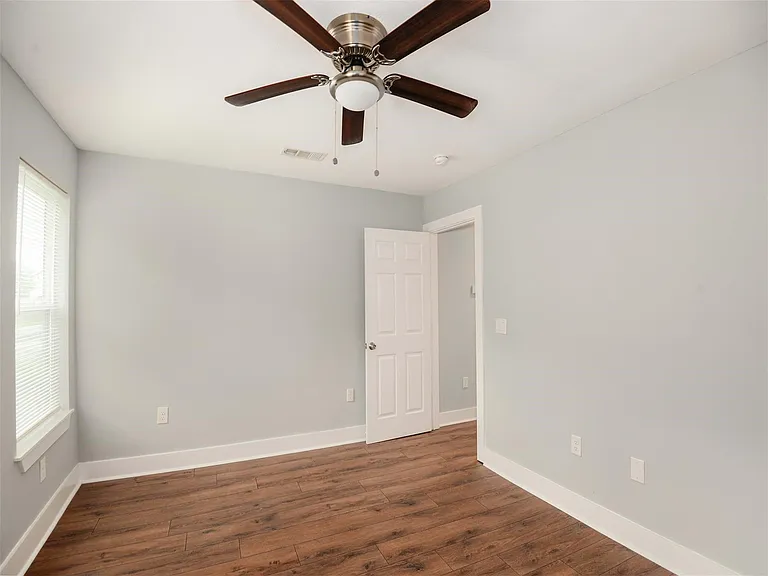 7815 Jester St — Photo 18