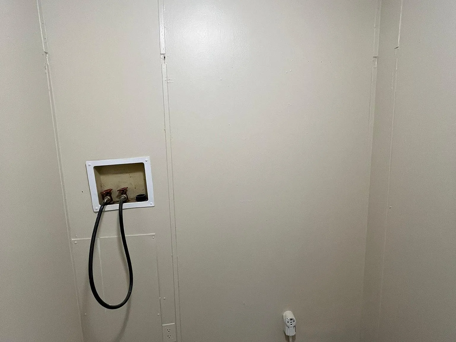 2 bed, $925 — Photo 2