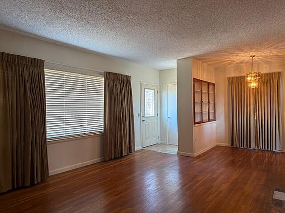 2nd image of 1028 Garst Street