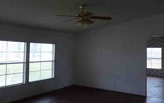5th image of 1368 Boxwood Ln