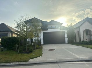 229 Trapper Creek Dr, Conroe, TX 77304