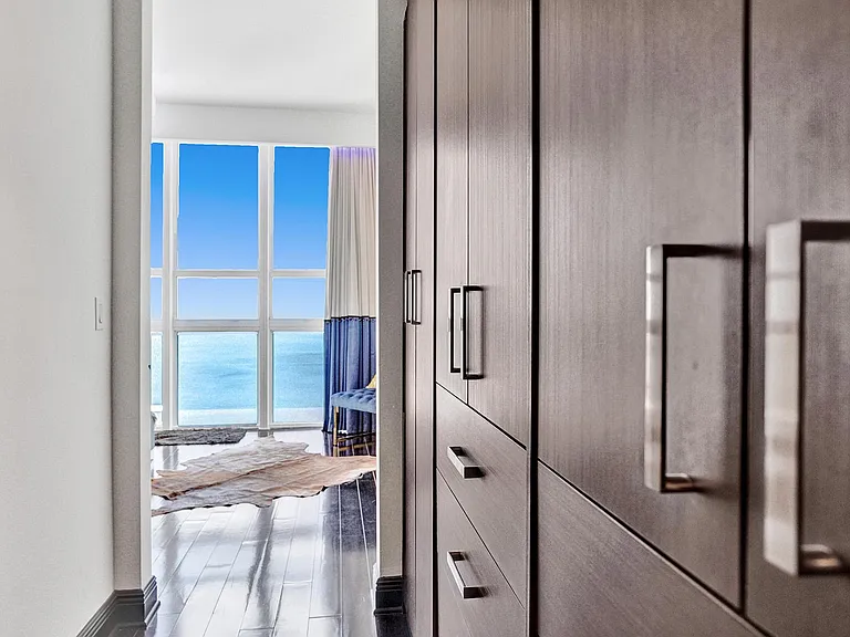951 Brickell Ave #Penthouse 4308 — Photo 9