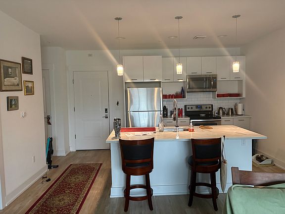5th image of 24 Whistler Ct #404